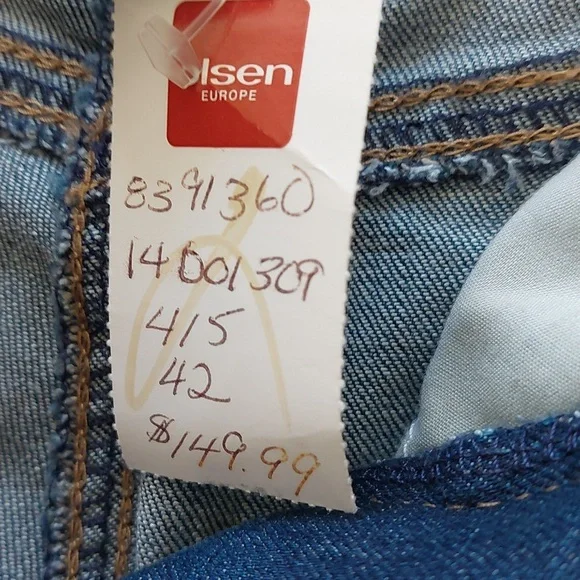 NWT, "OLSEN" Jean's, size 42 ( M-L/12) - Picture 9 of 9